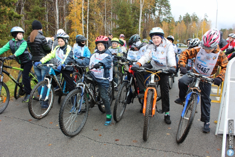 Академический район Екатеринбург Открытое занятие по велоспорту в 19 школе