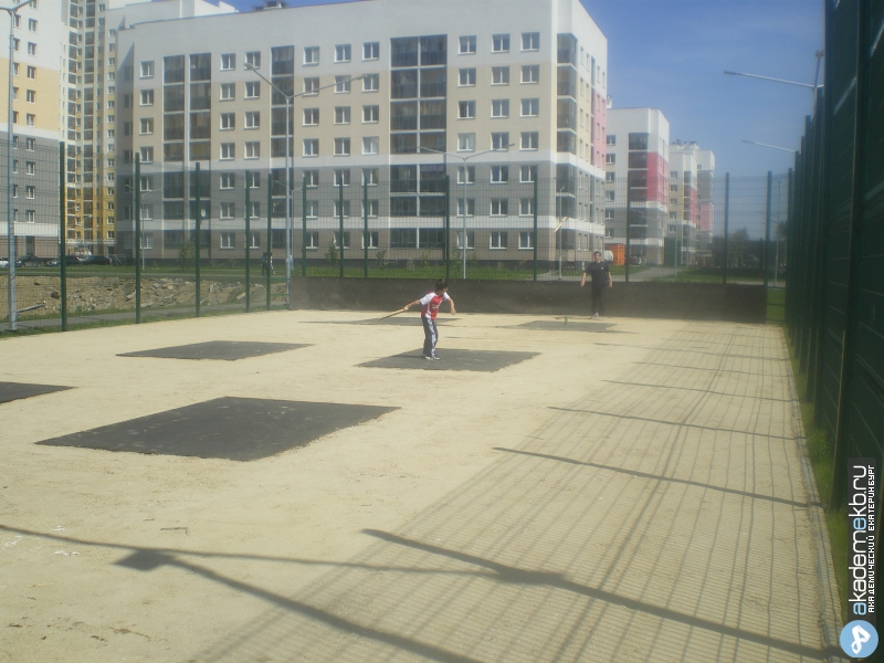Академический район Екатеринбург Жителей научат играть в городки