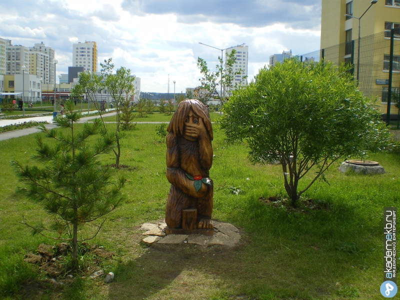 Академический район Екатеринбург В районе появились новые скульптуры