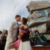 На площади стройотрядов прошла студенческая свадьба