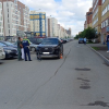 Водитель не успел затормозить: на Краснолесья машина сбила 11-летнюю девочку