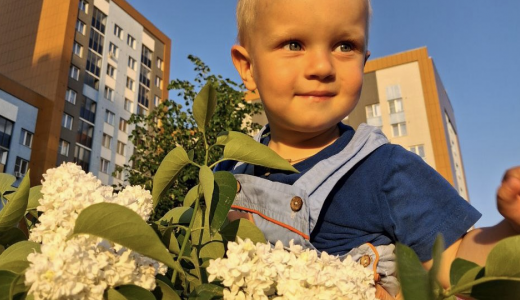 Красота цветущего Академического: среди наших читателей состоялся фотоконкурс