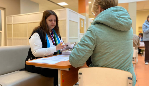 Выборы губернатора стартовали: в Академическом открылись избирательные участки