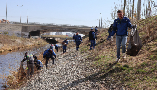 В Академическом начался месячник чистоты