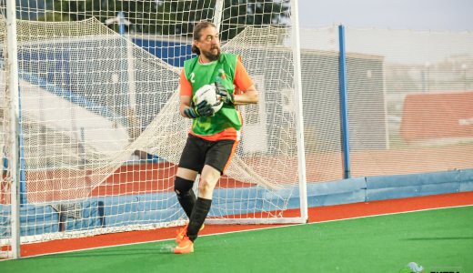 В Академическом создают футбольную команду из бабушек и дедушек