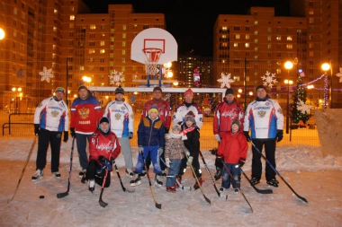 Жители Академического приглашаются к участию в хоккейных играх