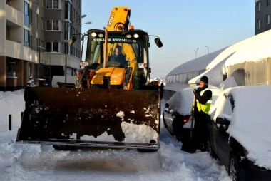 Администрация завтра очистит дублёры пятого квартала от снега