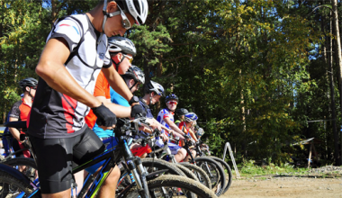 В Юго-Западном лесопарке прошла велосипедная гонка седьмого этапа «AkademMan»