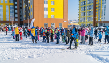 Более 700 спортсменов приняли участие в «Лыжне России» в Преображенском парке