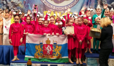 Едут на Чемпионат Мира! Мажоретки из школы № 23 стали призёрами Чемпионата России по батон твирлингу