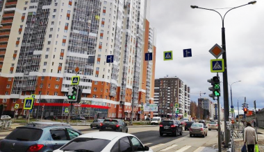 На перекрёстке улиц Краснолесья — Мехренцева изменилась схема движения