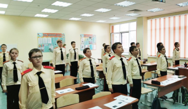 Школьники Академического участвовали в Диктанте Победы