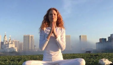 Кундалини йога в Преображенском парке: кому подходят занятия?