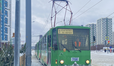 Жители Академического выбирают трамвай
