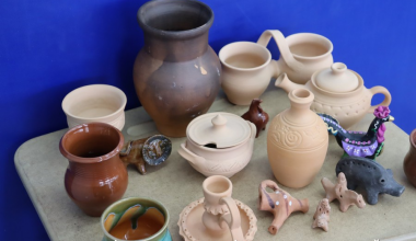 В этом году планируется оборудование мастерской керамики в художественной школе