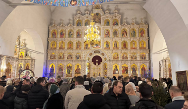 Рождественские богослужения прошли в храмах Академического района