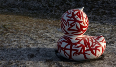 В Преображенском парке установили гигантскую утку