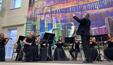 Музыка объединяет: оркестр «B-A-C-H» дал первый концерт на новой сцене в Академическом