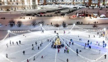 Алексей Орлов наградил предпринимателей из Академического