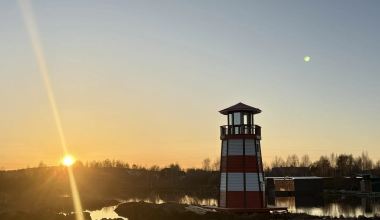 Житель Академического построил настоящий маяк